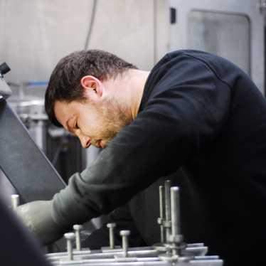 Tomek 2 KFZ-Mechaniker